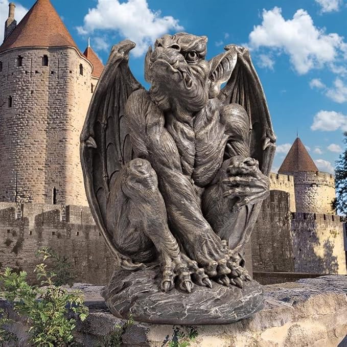 Design Toscano Silas the Gargoyle Sentry Statue: Medium
