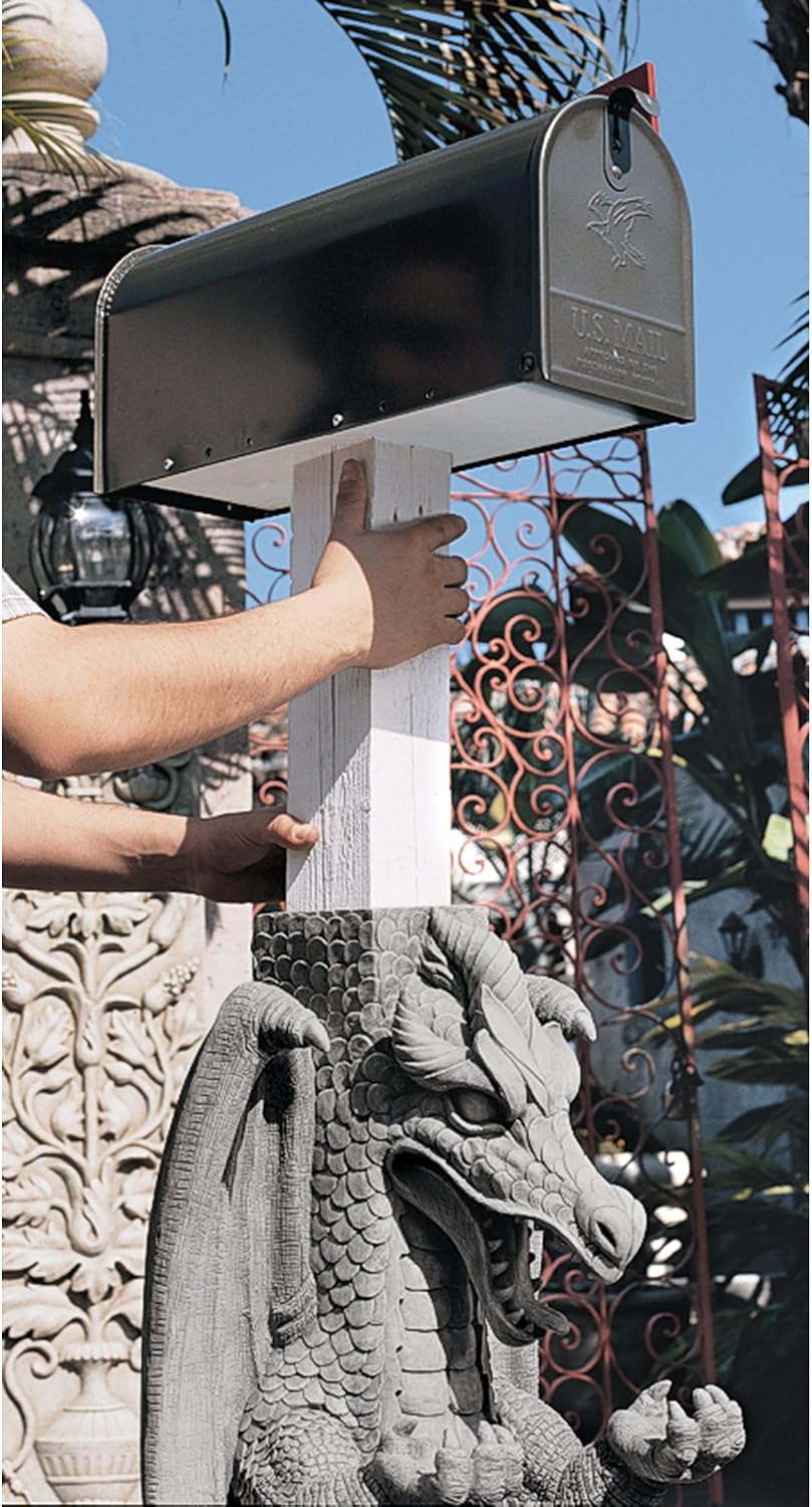 Design Toscano Zippy, the Dragon Sculptural Mail Post