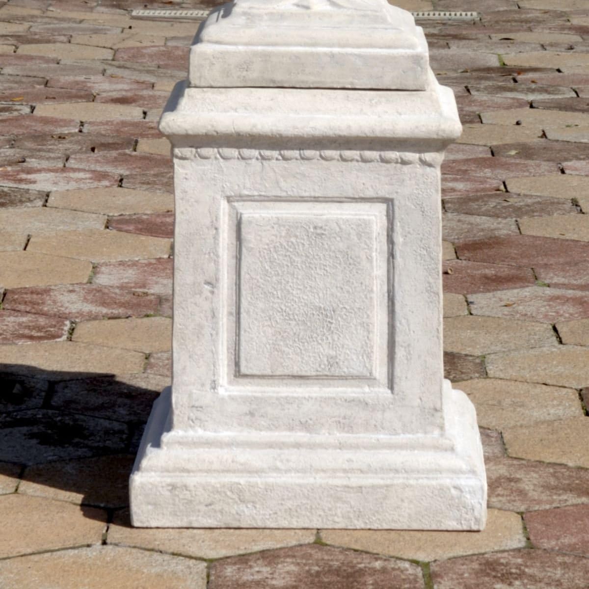 Design Toscano Larkin Arts and Crafts Architectural Plinth Pedestal