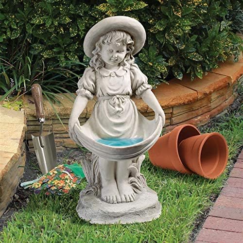 Design Toscano Sophie in her Sundress Statue